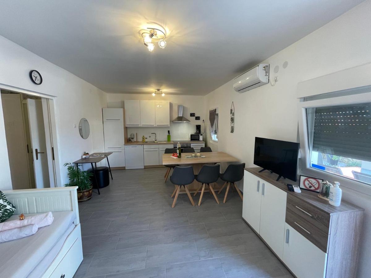 Apartmenthouse Ines ヴィル エクステリア 写真